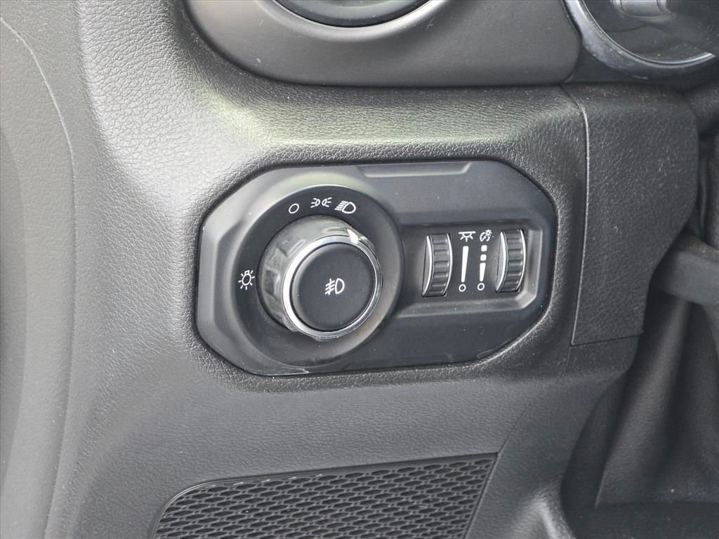 Used 2021 White Jeep Unlimited Willys image 8