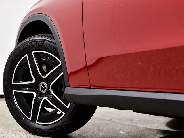 New 2026 MANUFAKTUR Patagonia Red Metallic Mercedes-Benz GLC 300 image 52
