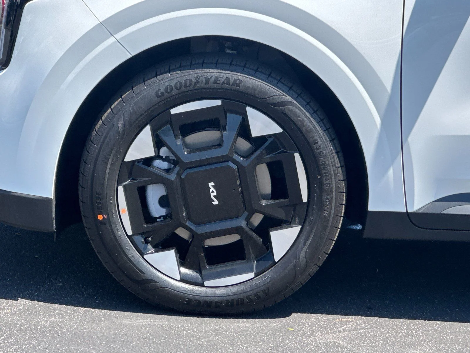 2026 Kia Carnival EX - Photo 34