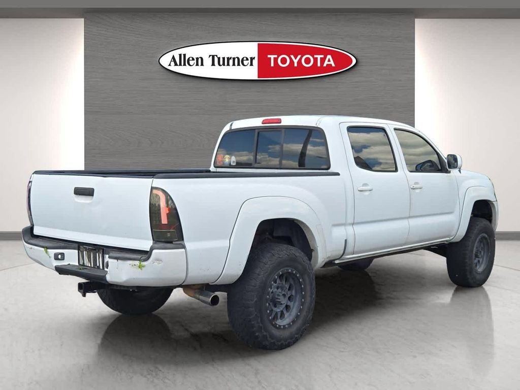 Used 2007 White Toyota PreRunner image 6
