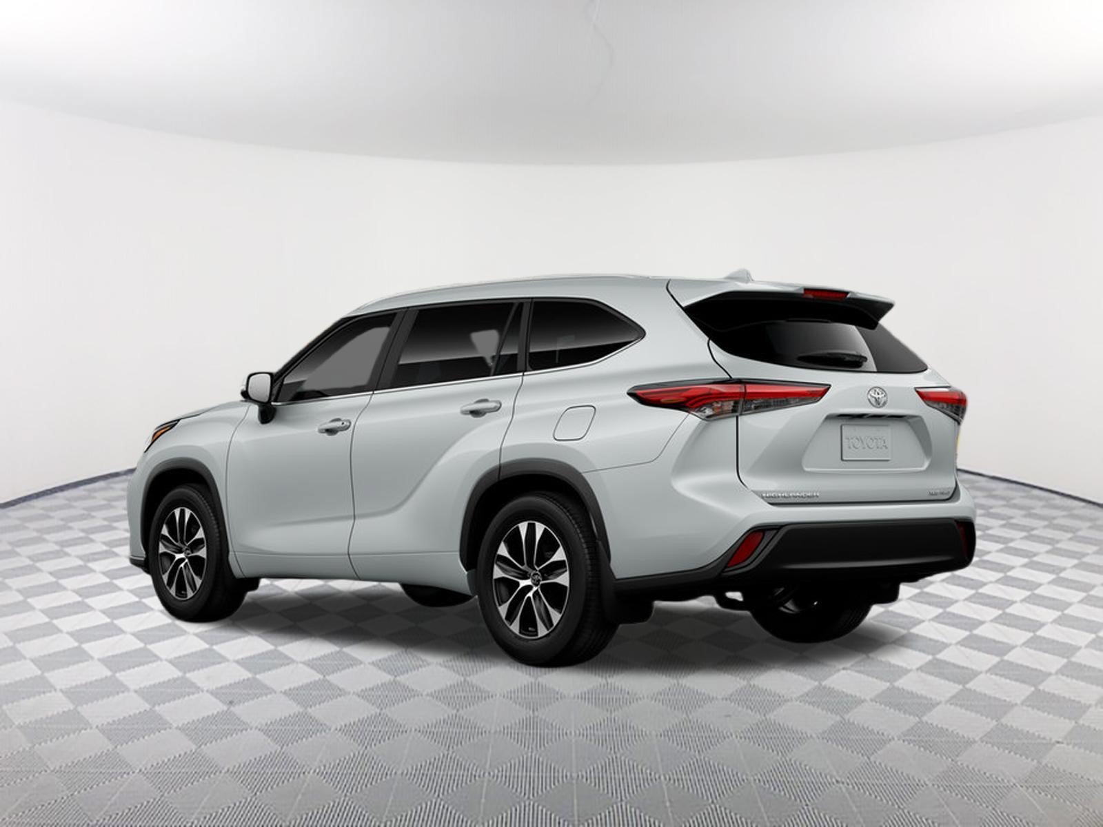 New 2026 Wind Chill Pearl Toyota XLE image 6
