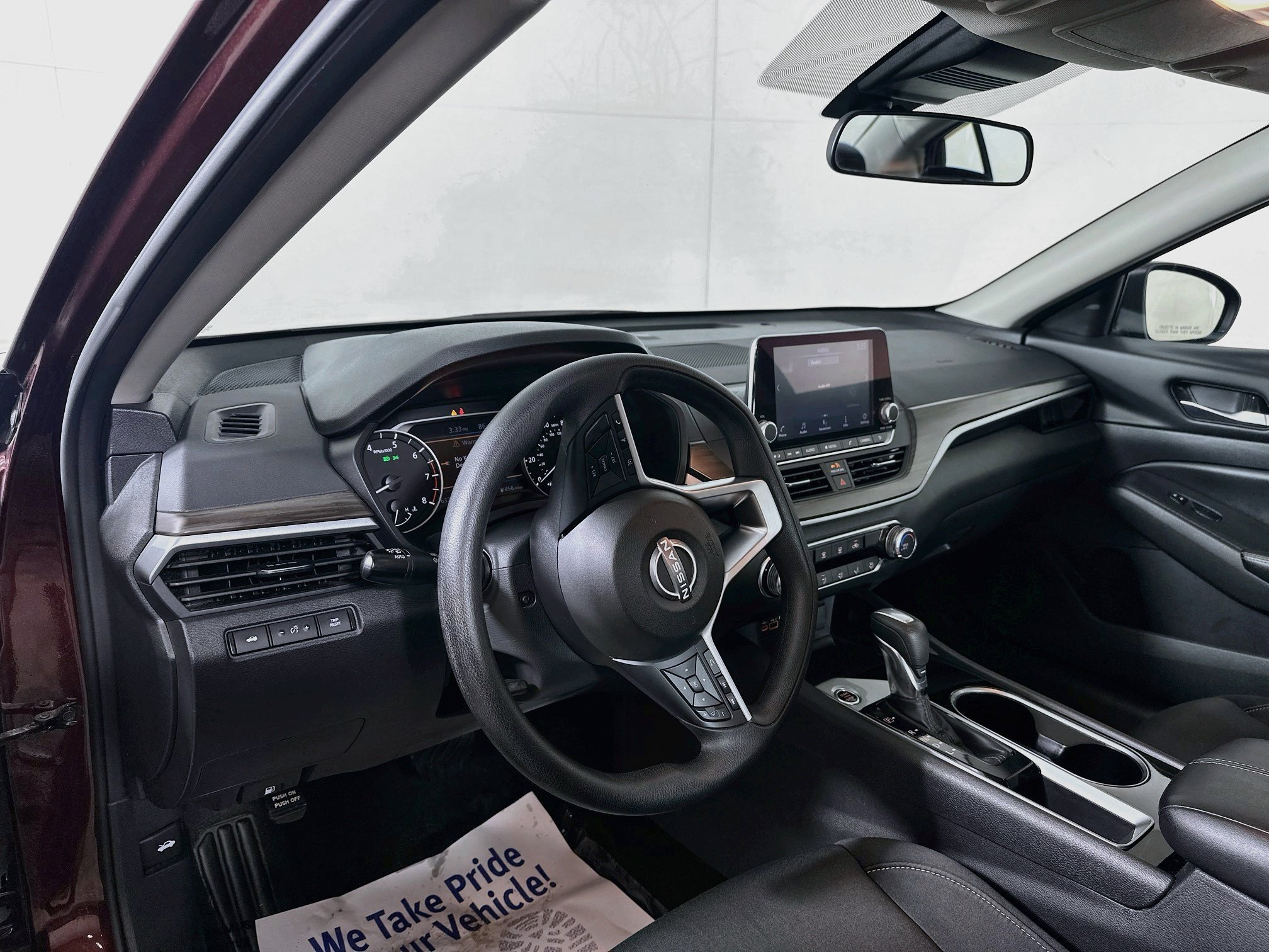 Used 2024 Garnet Pearl Metallic Nissan 2.5 SV image 10
