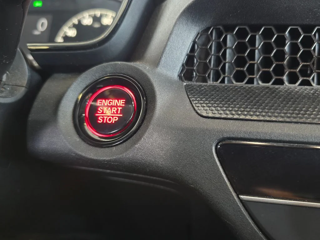 Used 2025  Honda LX image 14