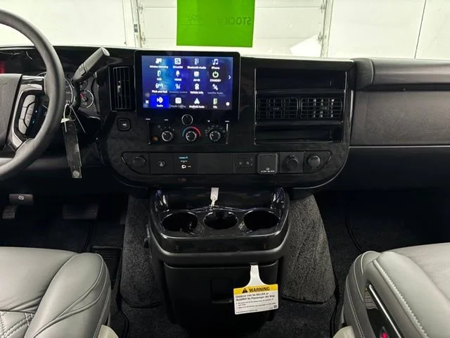 2026 GMC Savana Cargo Work Van - Photo 26