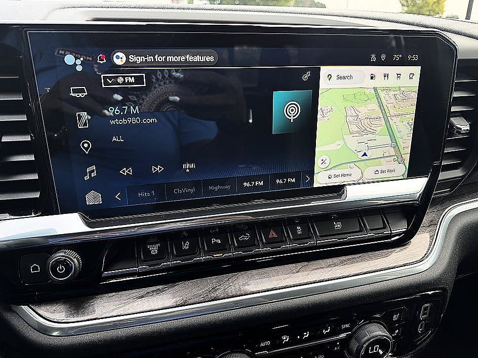 Used 2025 Sterling Gray Metallic Chevrolet LTZ image 18