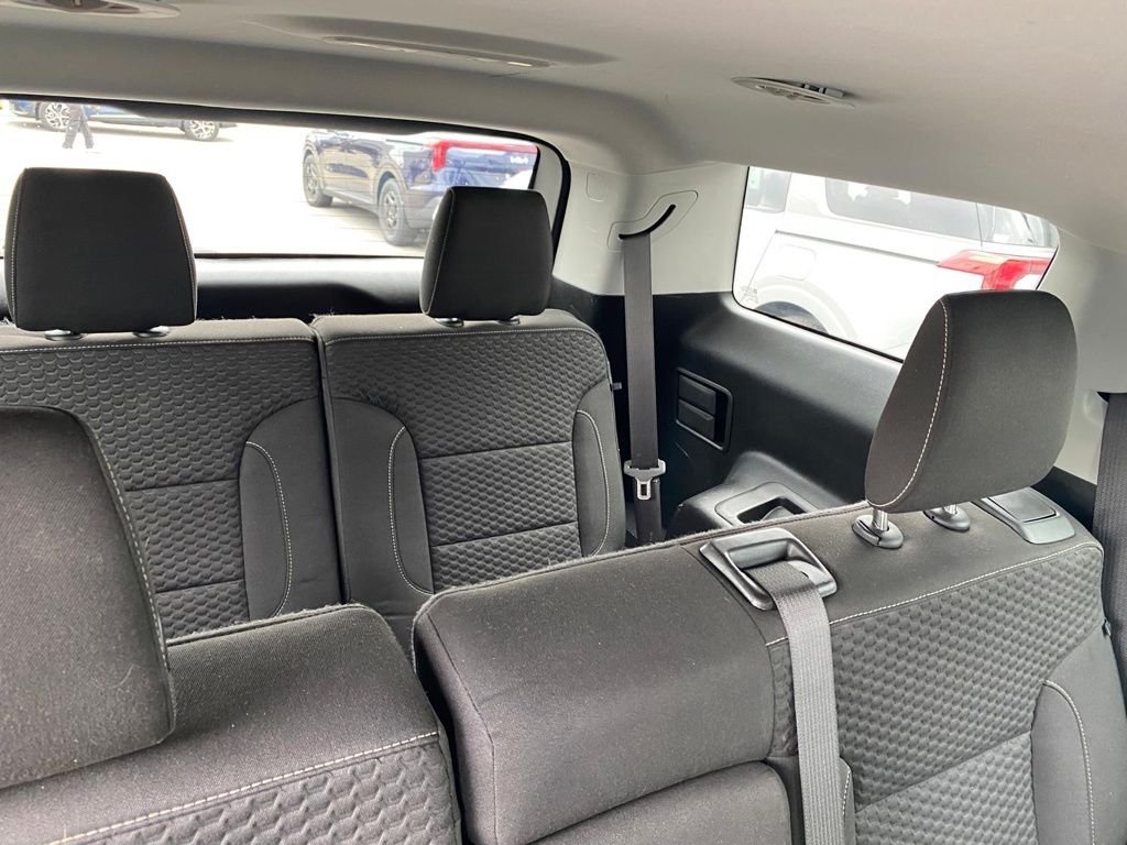 Used 2019 Gray GMC SLE-1 image 21