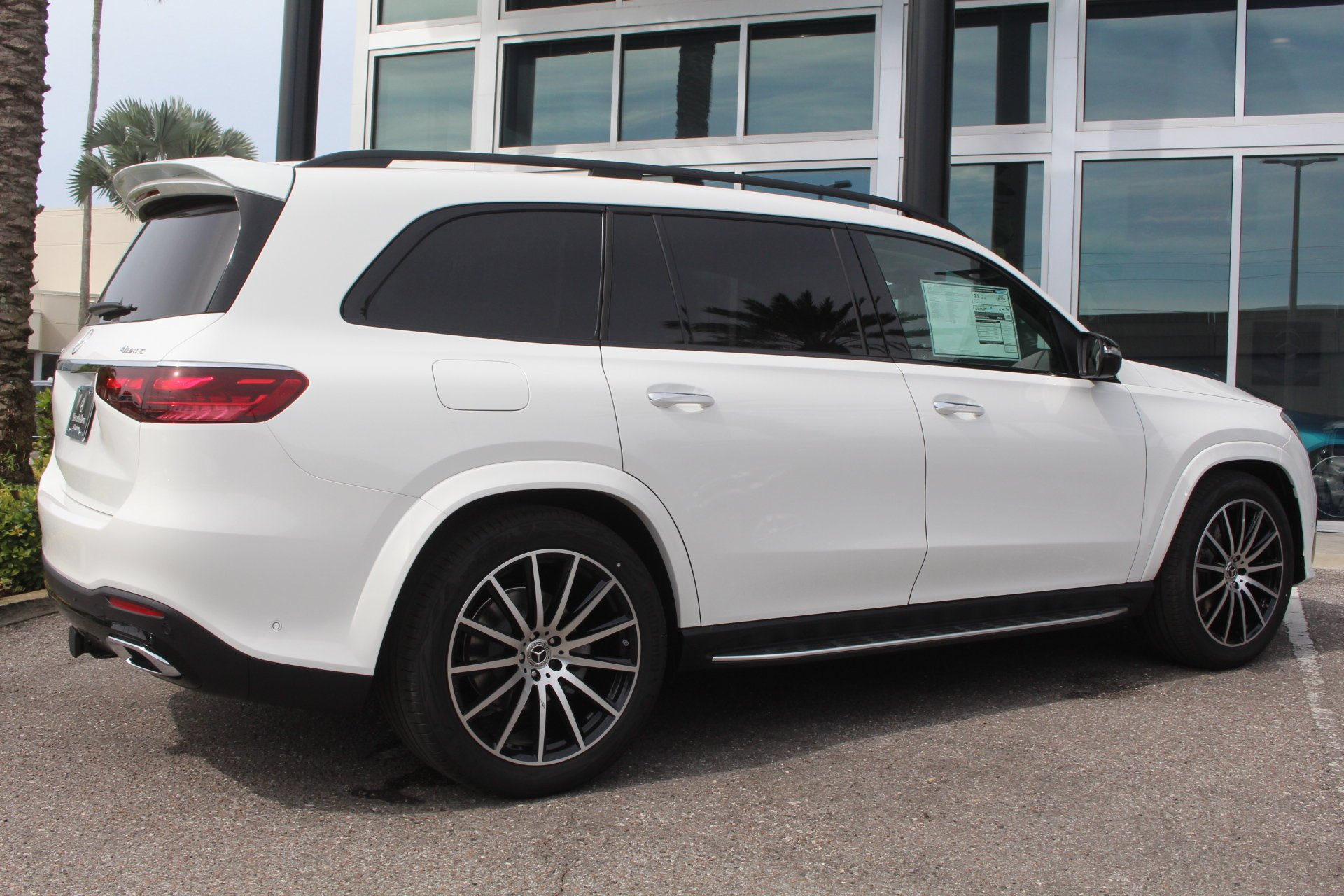 New 2026 POLAR WHITE Mercedes-Benz GLS 450 image 7