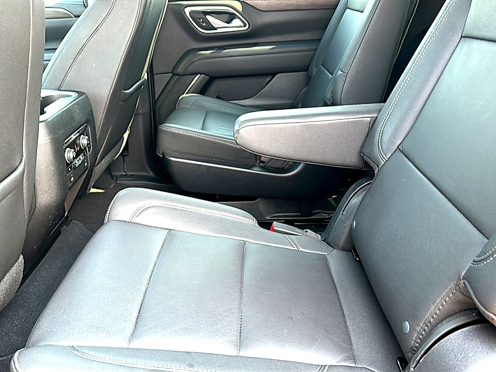 Used 2023 Gray Chevrolet 4WD Z71 image 19