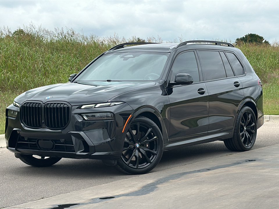 2024 BMW X7 xDrive40i's photo
