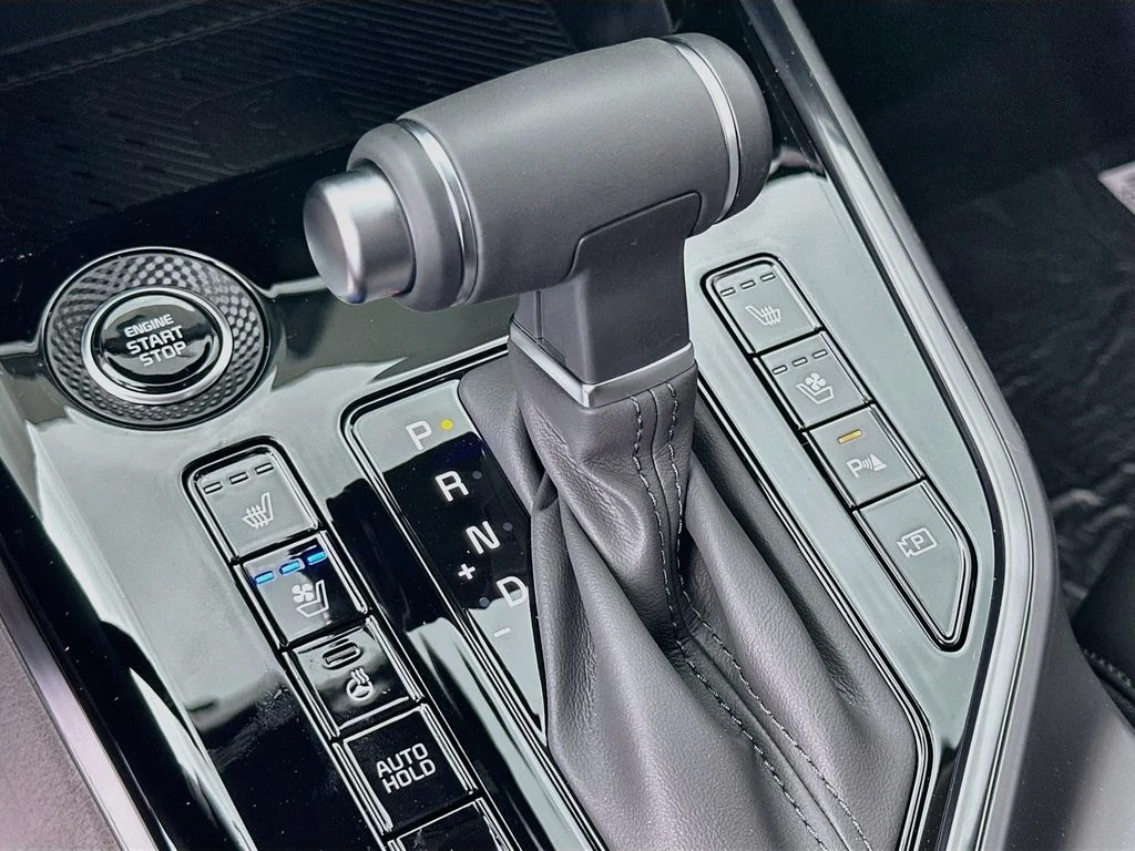 New 2026 Interstellar Gray Kia SX image 17