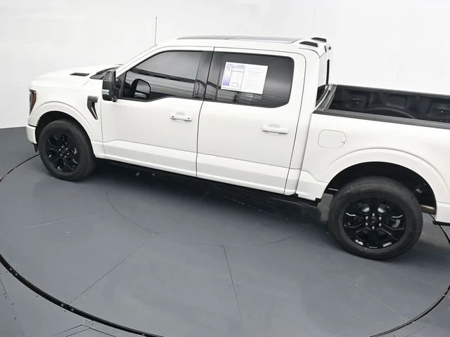 Used 2022 White Ford Platinum image 24