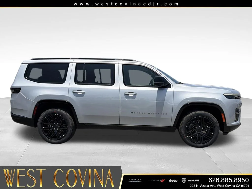 New 2026 Silver-Zynith Exterior Paint Jeep Limited Reserve image 6