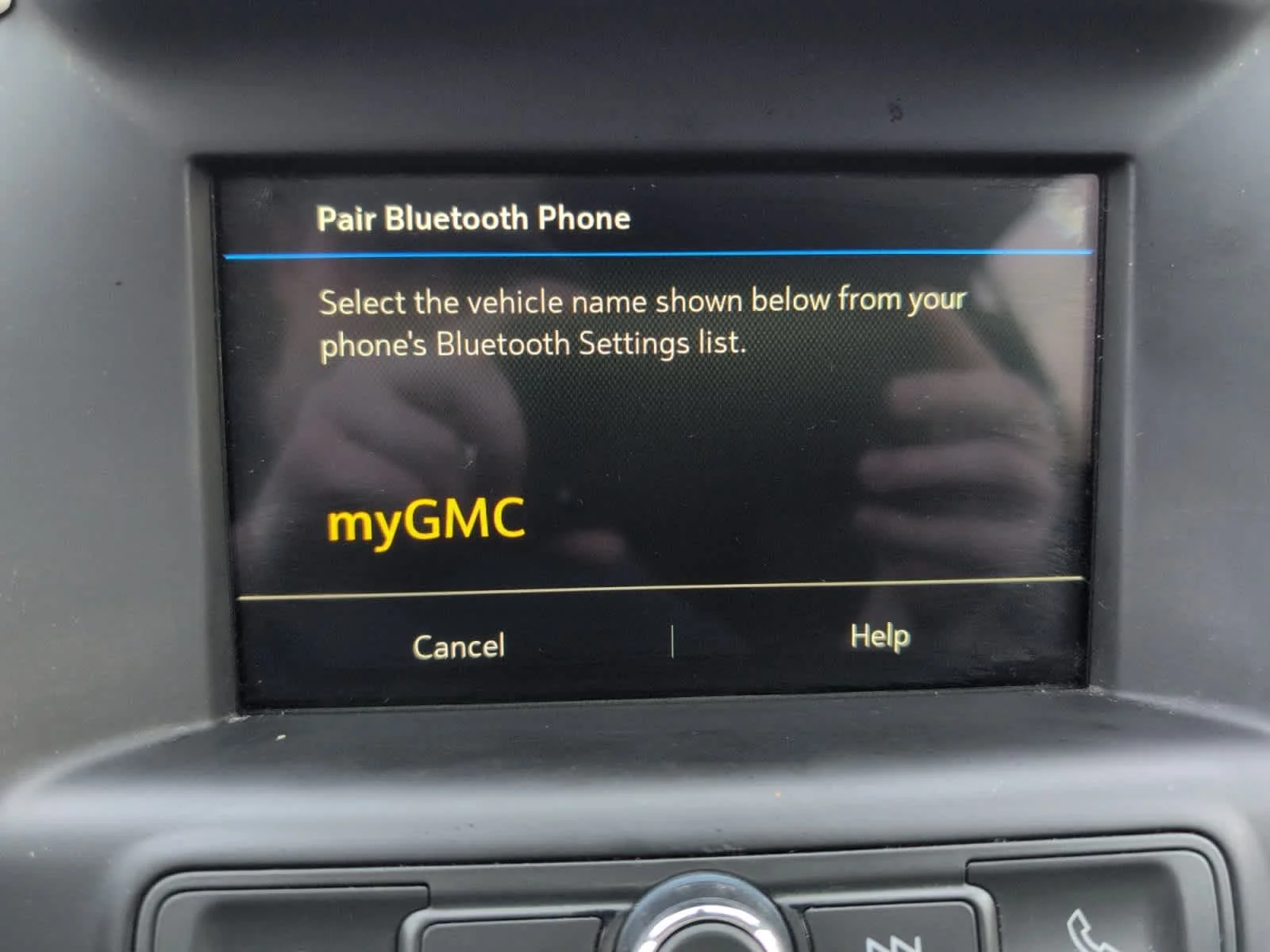 Used 2019 Ebony Twilight Metallic GMC SLE image 27