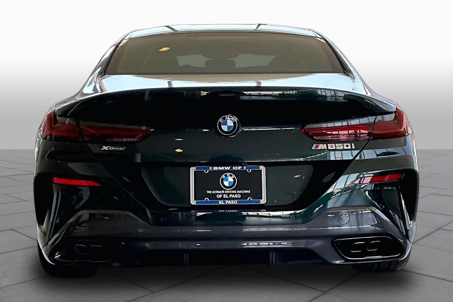 New 2026 Oxford Green Metallic BMW M850i image 4