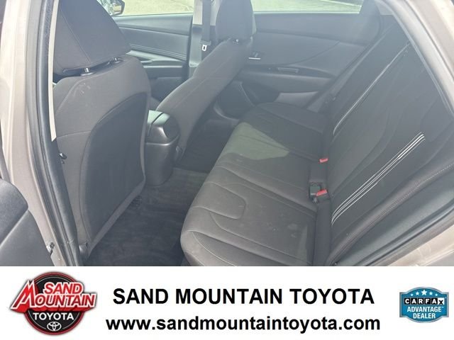 2023 Hyundai Elantra SEL - Photo 12