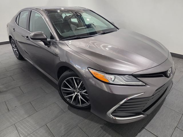 Used 2024 Gray Toyota XLE image 7