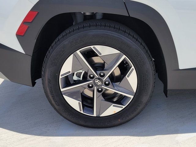 New 2026 White Hyundai SEL Premium FWD image 5
