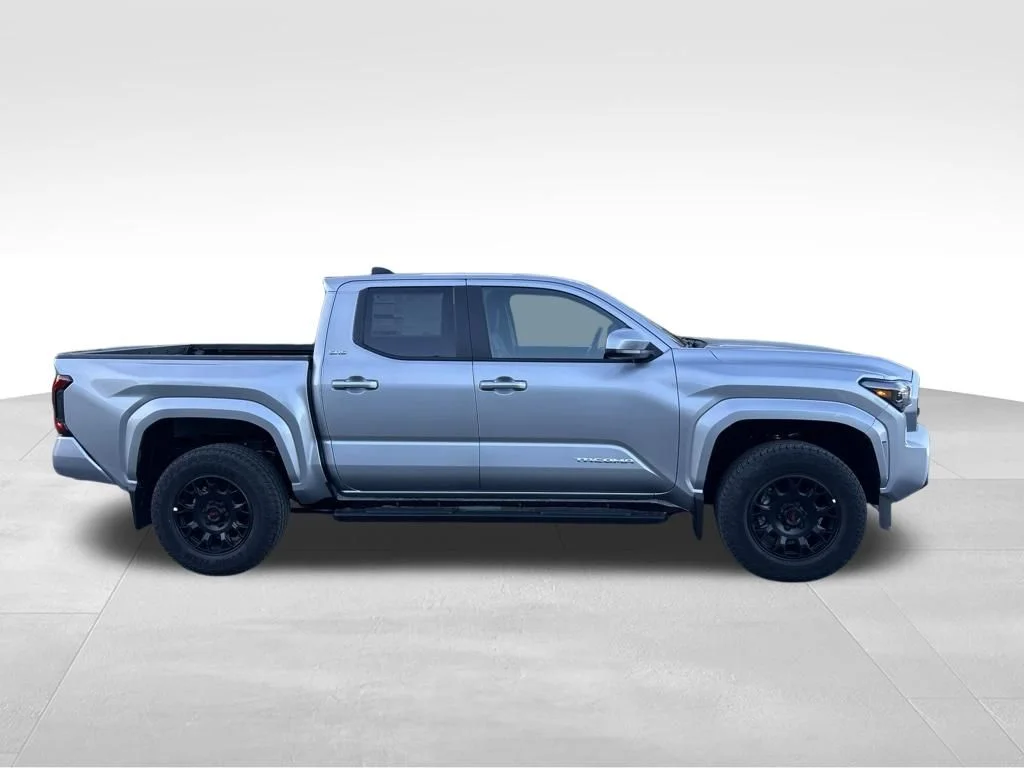 New 2026 Celestial Silver M Toyota SR5 image 6