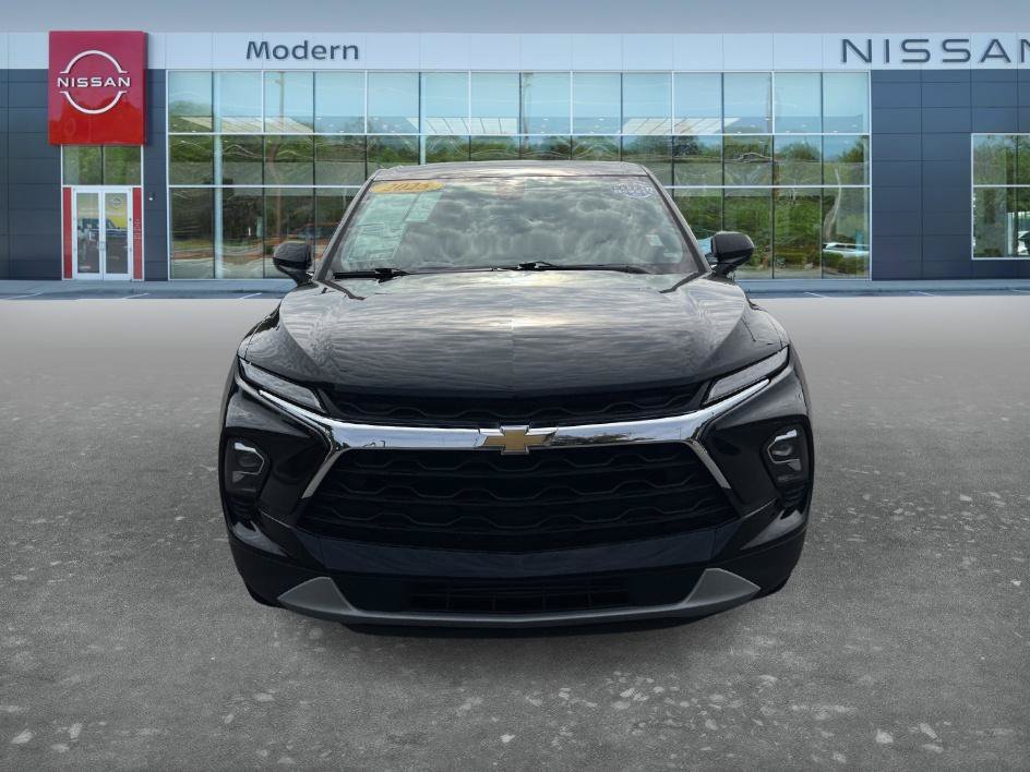 Used 2025 Black Chevrolet LT image 2