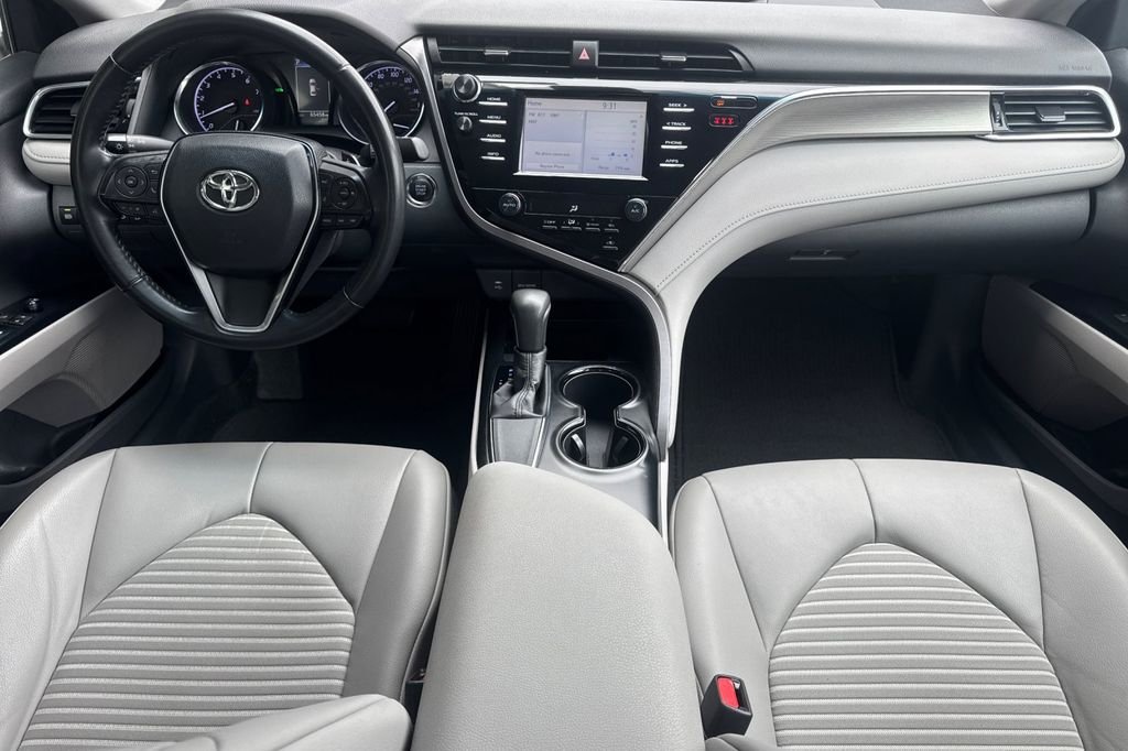 Certified Used 2018 Gray Toyota SE image 16