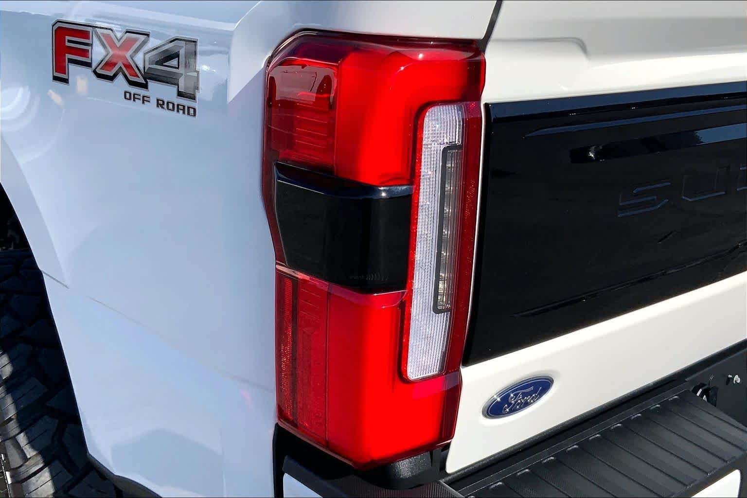 Used 2025 Star White Metallic Tri-Coat Ford Platinum image 26