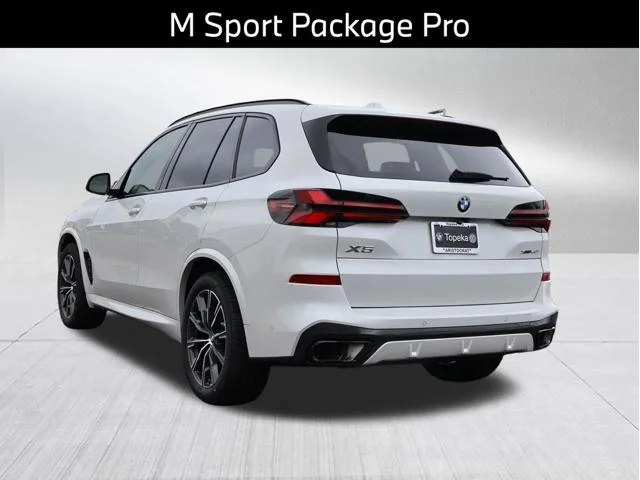 New 2026 Mineral White Metallic BMW xDrive40i image 7