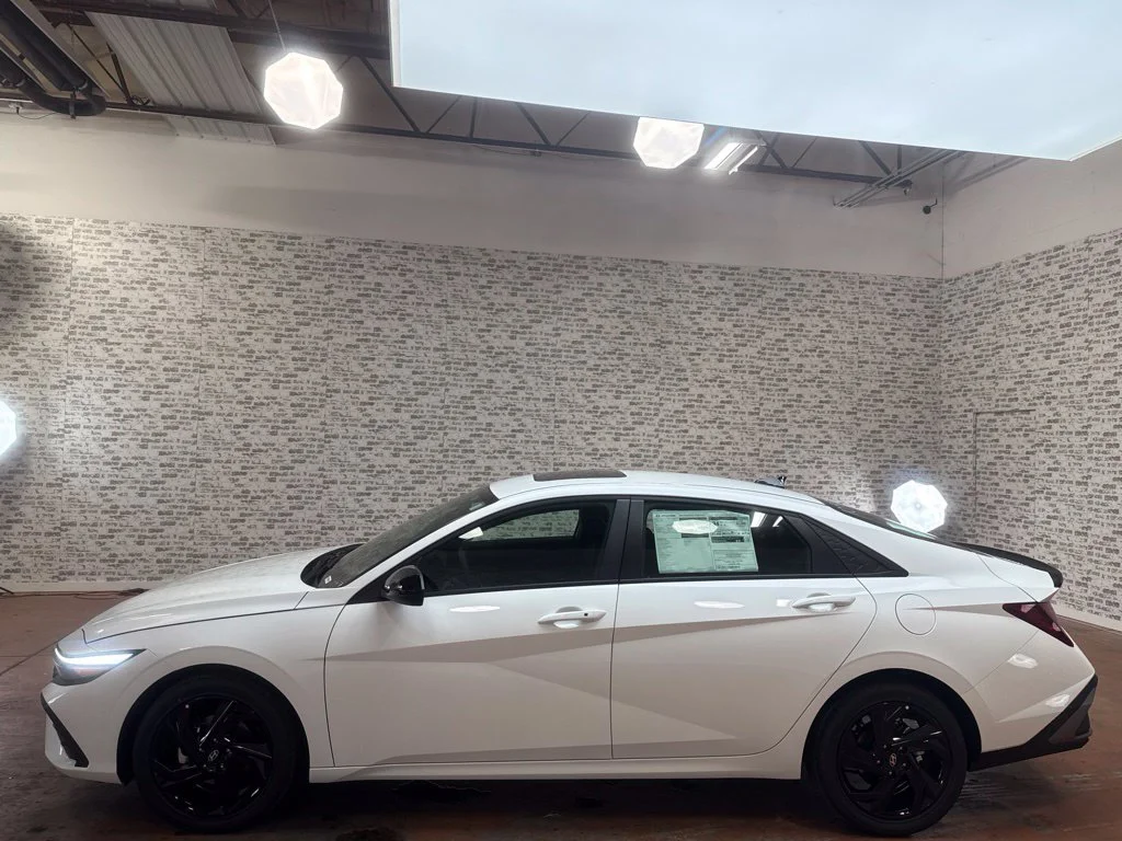 New 2026 Serenity White Hyundai SEL Sport image 4