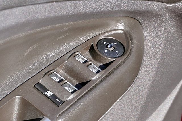 Used 2014 Red Ford Titanium image 22
