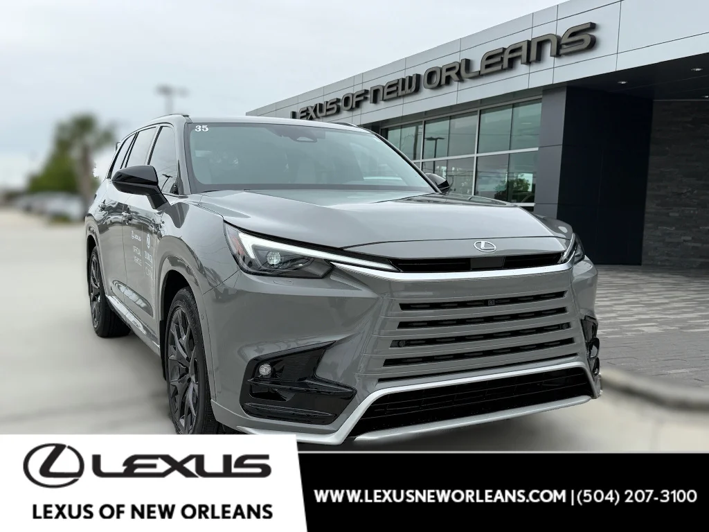 2026 Lexus TX 500h's photo