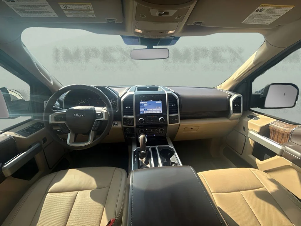 Used 2018 Gold Ford Lariat image 7