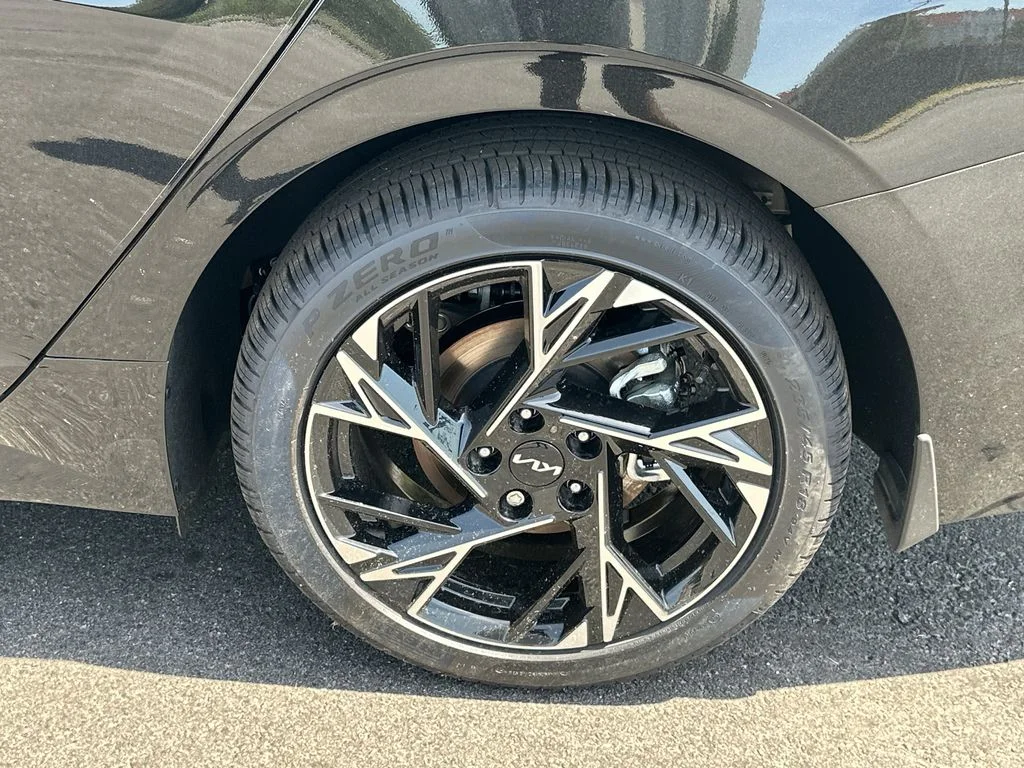 New 2026 Black Kia GT-Line image 19