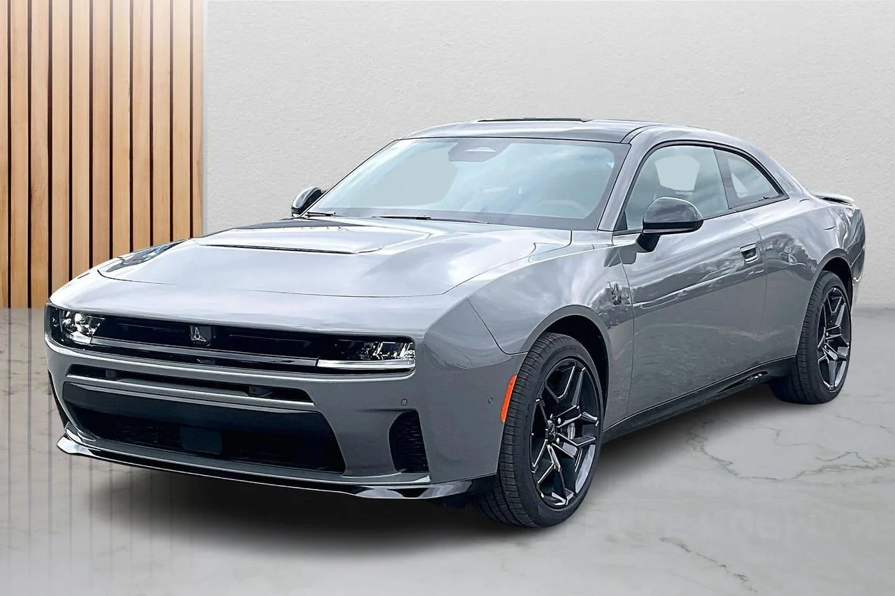 New 2026 Destroyer Gray Exterior Paint Dodge Scat Pack image 4