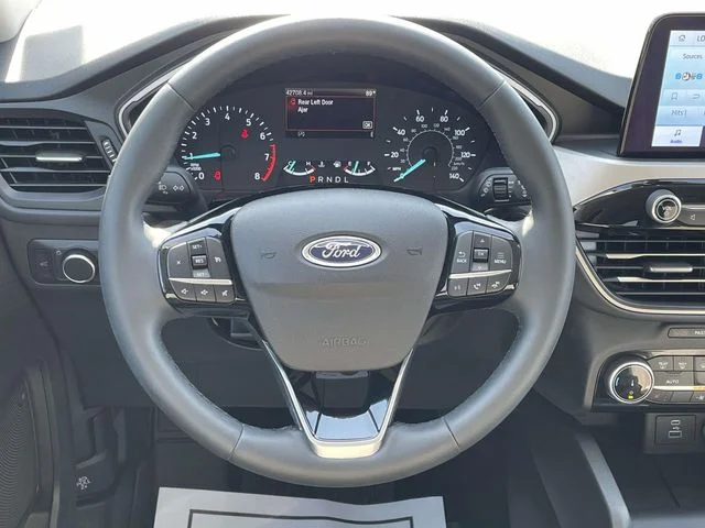 Certified Used 2022 Silver Metallic Ford SE image 13