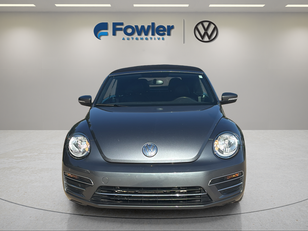 Used 2019 Gray Volkswagen 2.0T S image 2