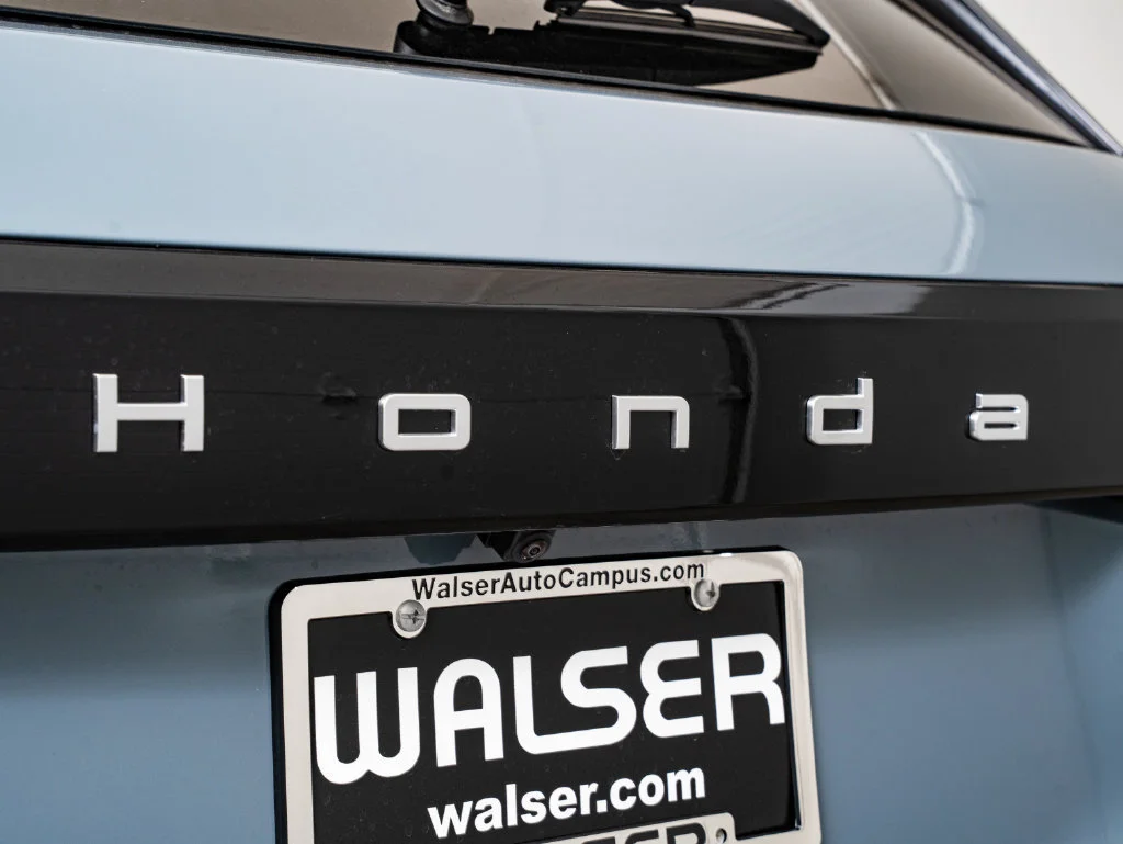 Used 2026 Gray Pearl Honda Touring image 17