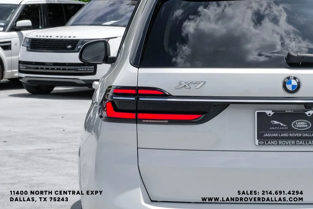 Used 2023 Mineral White Metallic BMW xDrive40i image 54