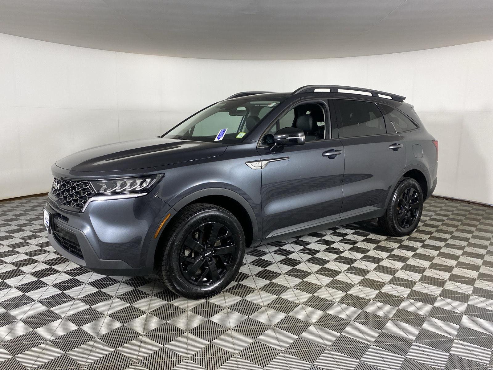 Used 2023 Gravity Gray Kia X-Line S image 6