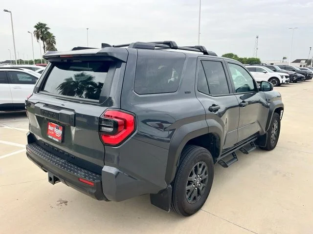 Used 2026  Toyota SR5 image 8