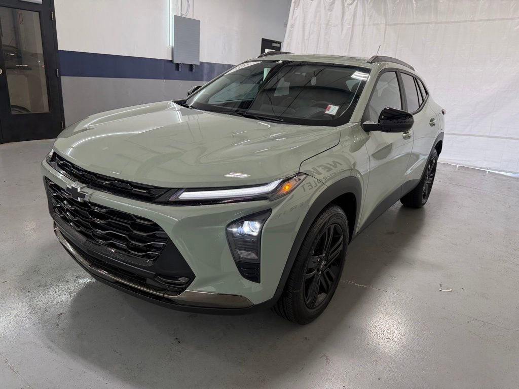 New 2026 Cacti Green Chevrolet ACTIV image 34
