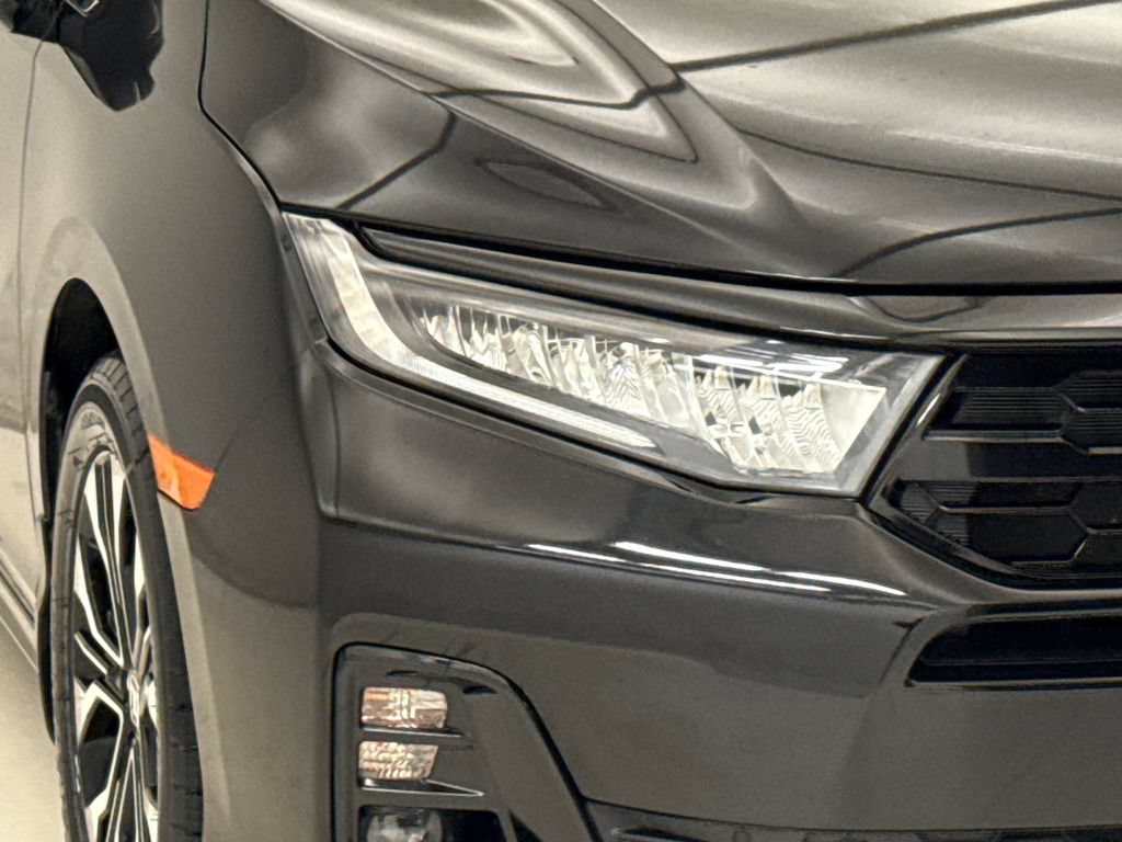 2025 Honda Odyssey Elite - Photo 41