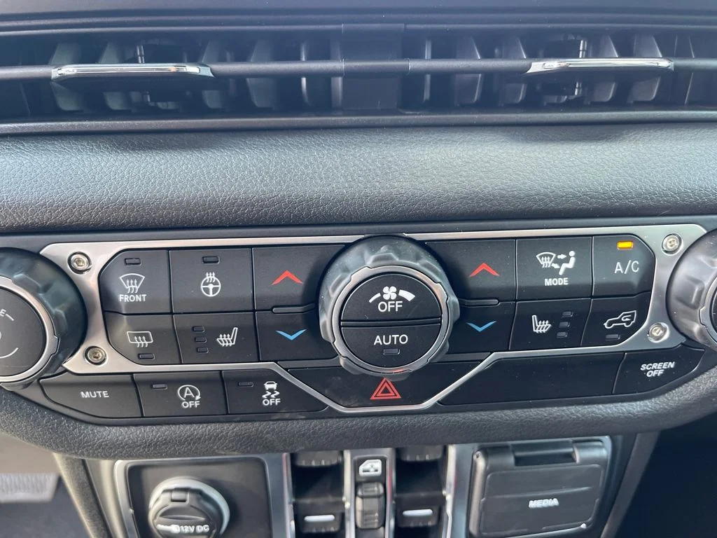 2025 Jeep Wrangler 4-Door Sport S - Photo 17