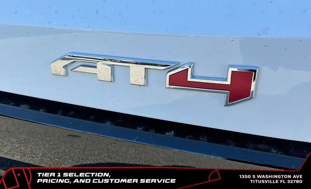 New 2026 Summit White GMC AT4 image 21