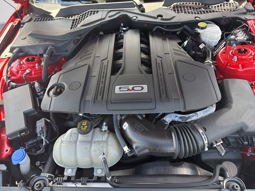 Used 2022  Ford GT image 26