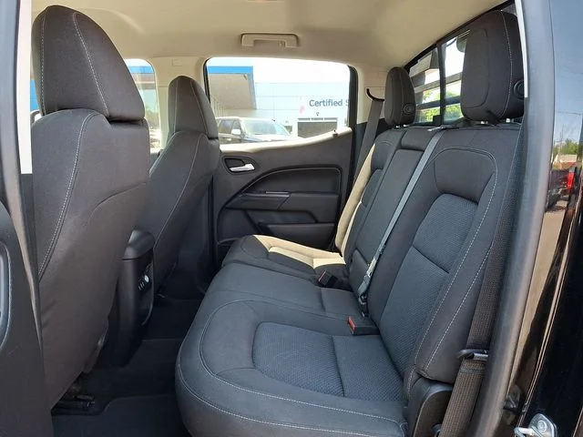 Used 2016 Black Chevrolet LT image 11