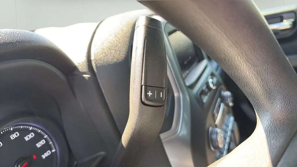 Used 2024 Gray Chevrolet Custom image 30