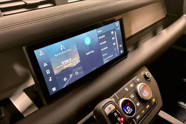 Used 2020 Green Land Rover First Edition image 21