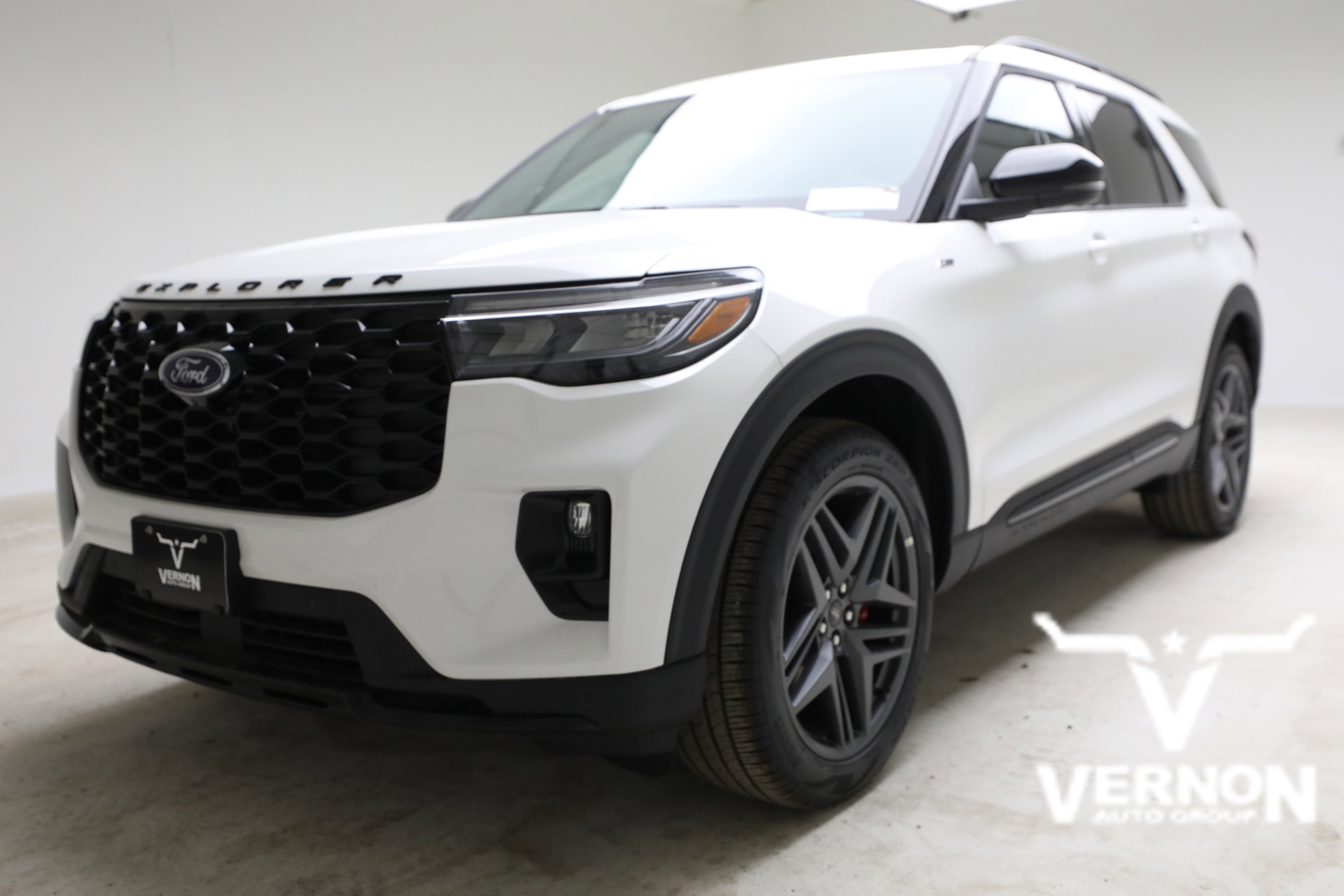 2026 Ford Explorer ST-LINE 4WD's photo