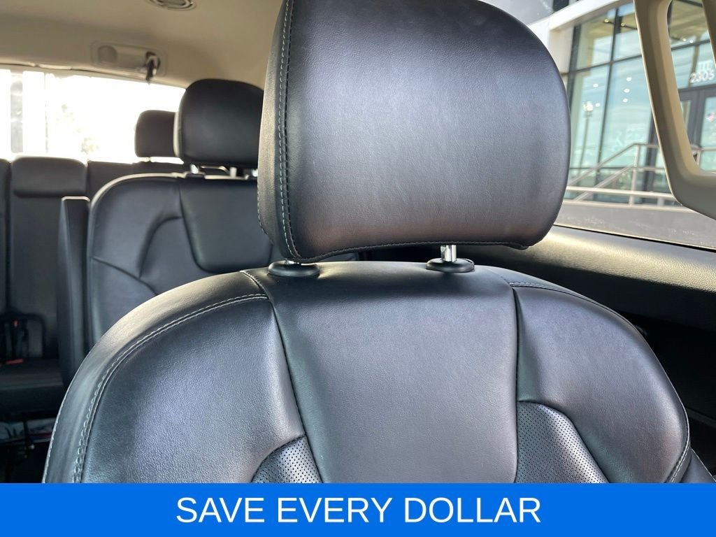 Used 2023 White Kia S image 22