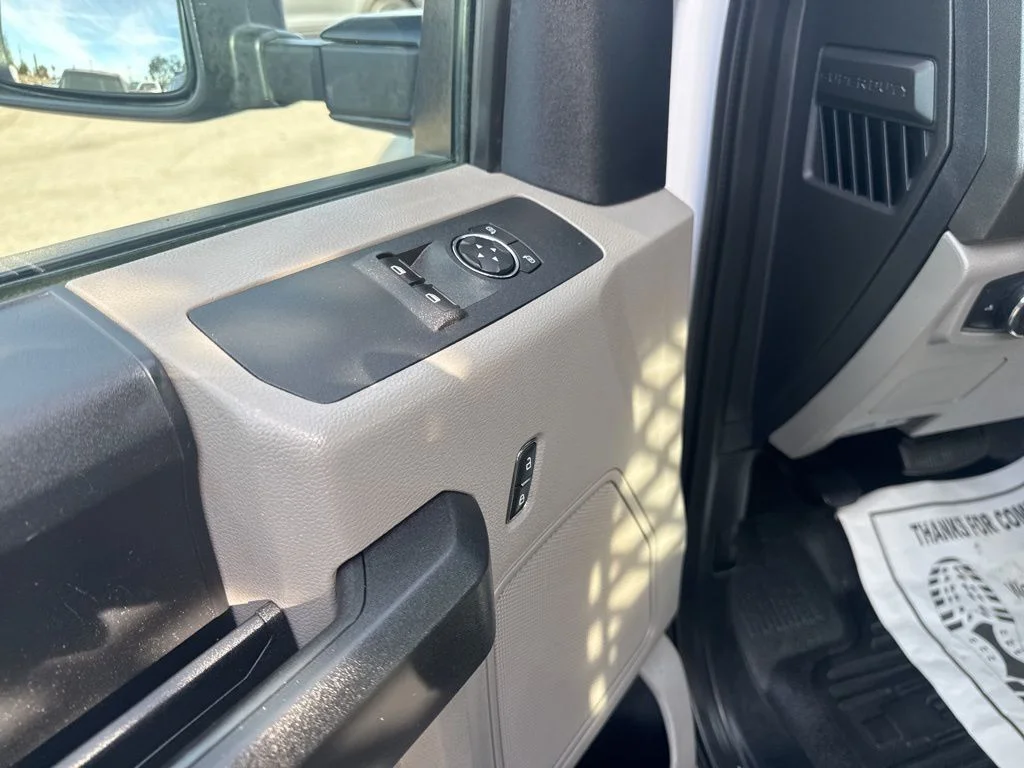 Used 2021 White Ford XL image 81