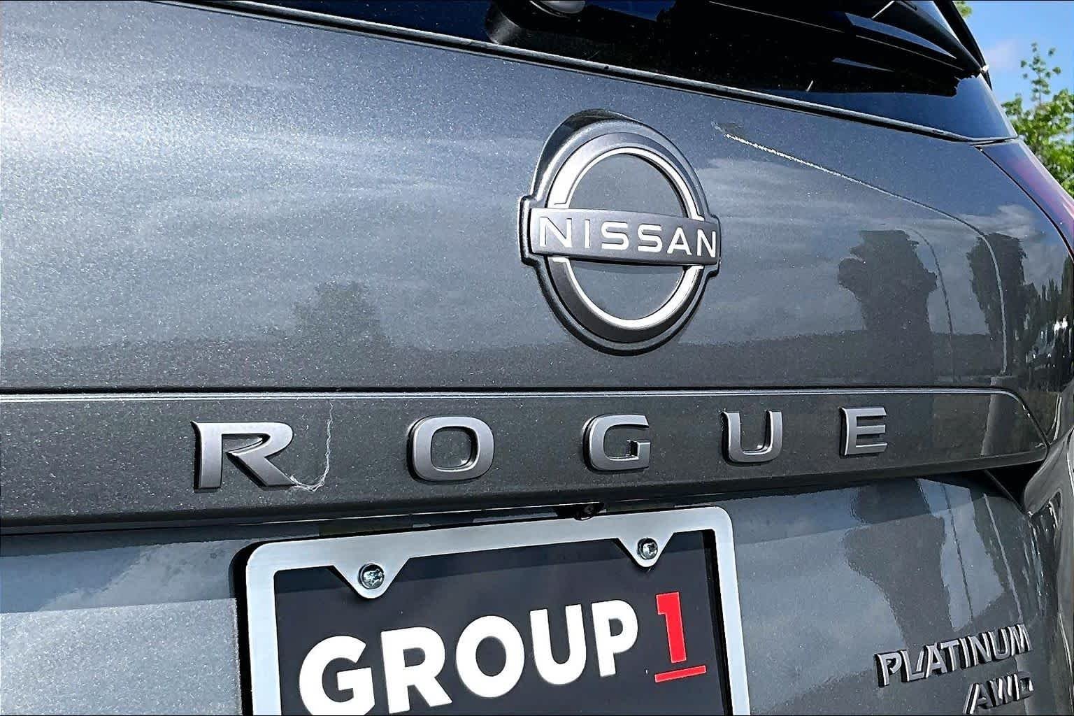 New 2026 Gun Metallic Nissan Platinum image 15